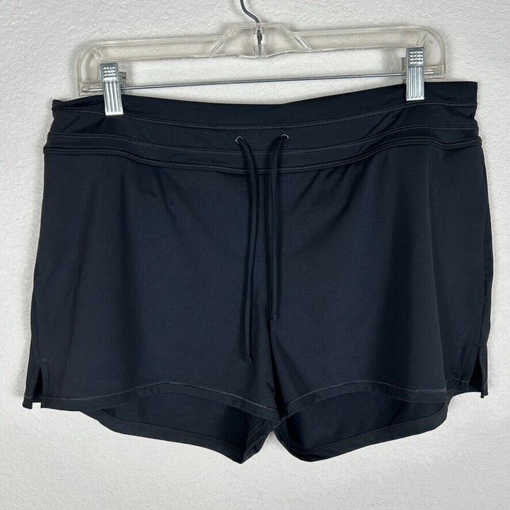 Athleta Womens M lined running shorts Athleisure Active Wear Exercise